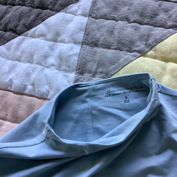 Abercrombie set of 3 women’s tops, Size S - Picture 6 of 14